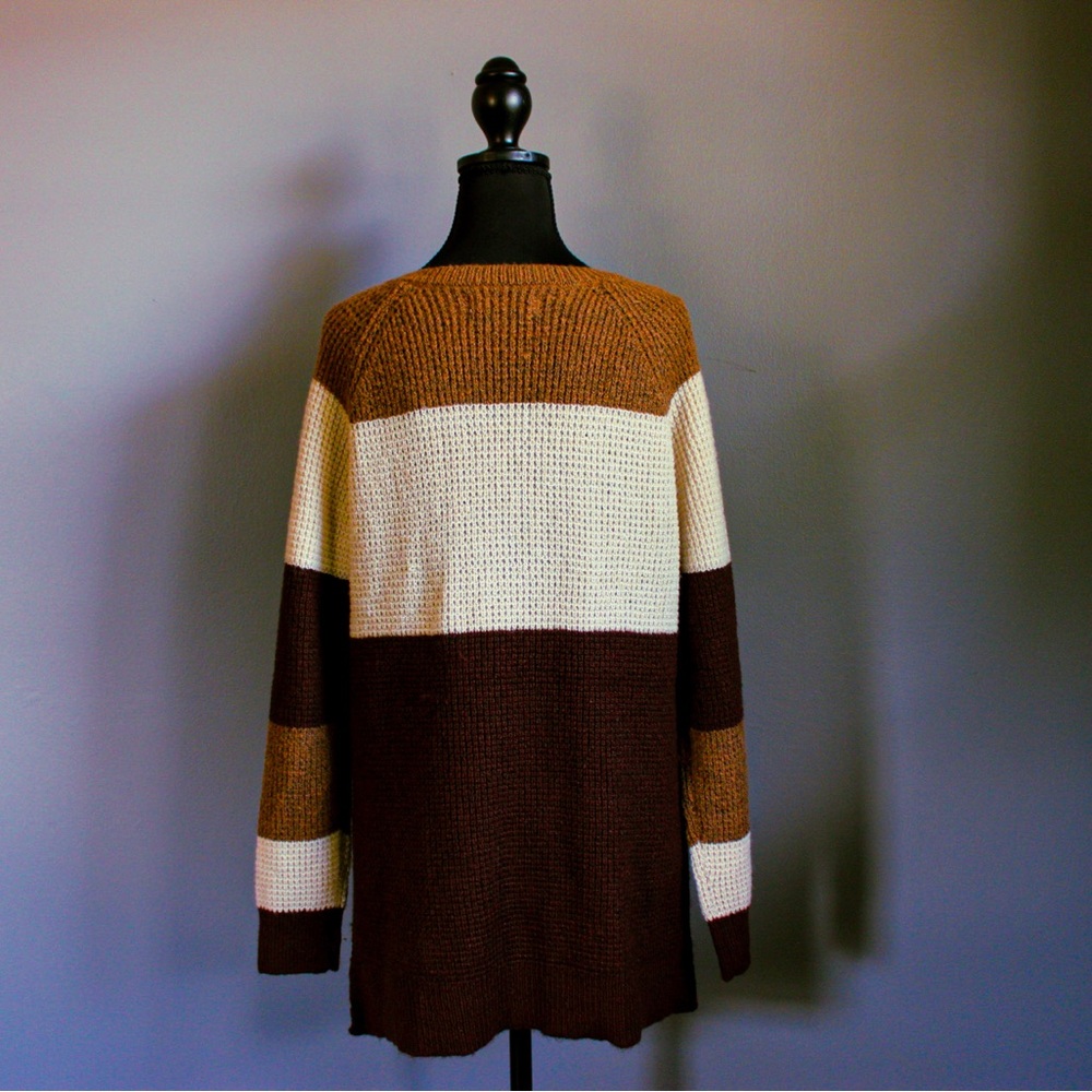 Natural Reflections V-Neck Sweater Brown Cream - Picture 4 of 6